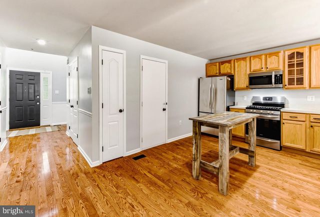 169 HIDDEN DR, Blackwood, NJ 08012