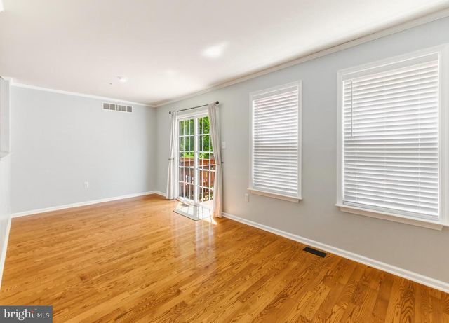 169 HIDDEN DR, Blackwood, NJ 08012