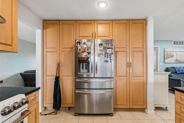 1473 50TH AVENUE NE, St Petersburg, FL 33703
