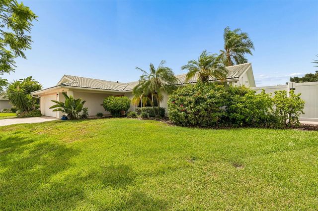 1473 50TH AVENUE NE, St Petersburg, FL 33703