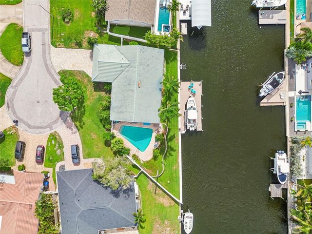 1473 50TH AVENUE NE, St Petersburg, FL 33703