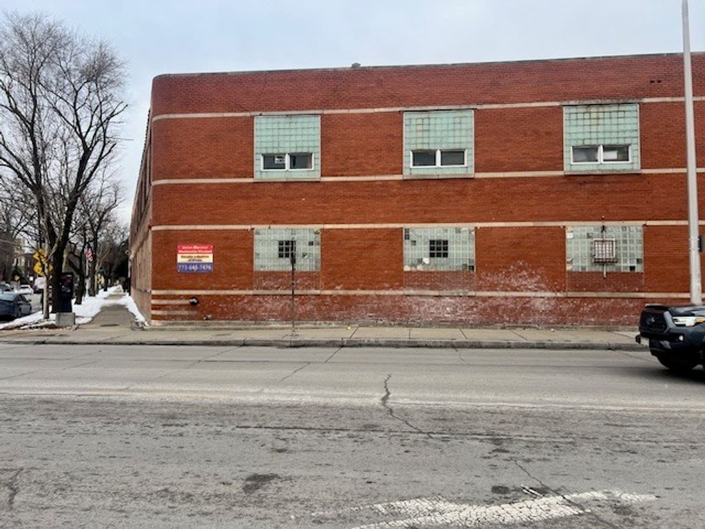 3260 W Grand Avenue, Chicago, IL 60651 — photo 3