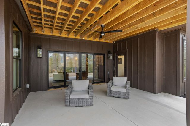 918 Longshore Drive, Salem, SC 29676