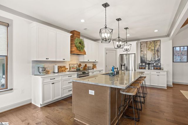 918 Longshore Drive, Salem, SC 29676