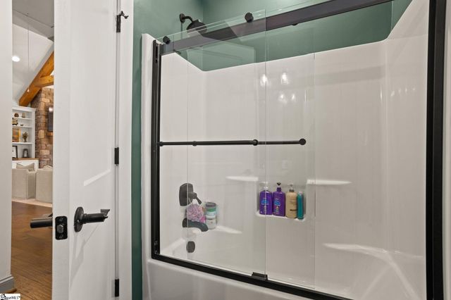 918 Longshore Drive, Salem, SC 29676