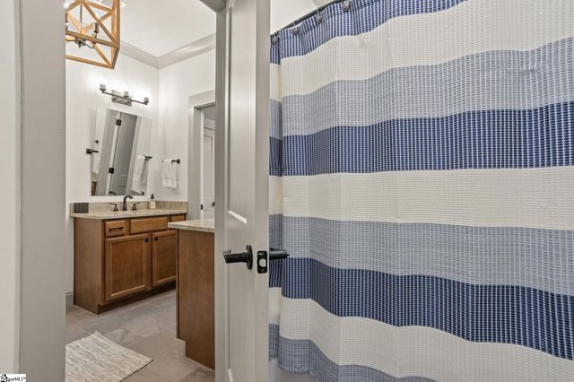 918 Longshore Drive, Salem, SC 29676