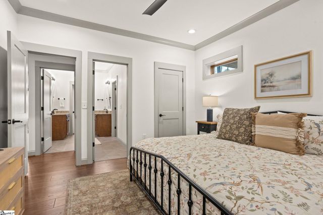 918 Longshore Drive, Salem, SC 29676