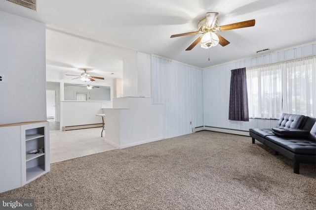 268 BLUE RIDGE DR, Levittown, PA 19057
