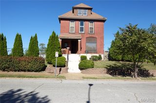 4527 Enright Avenue, St Louis, MO 63108