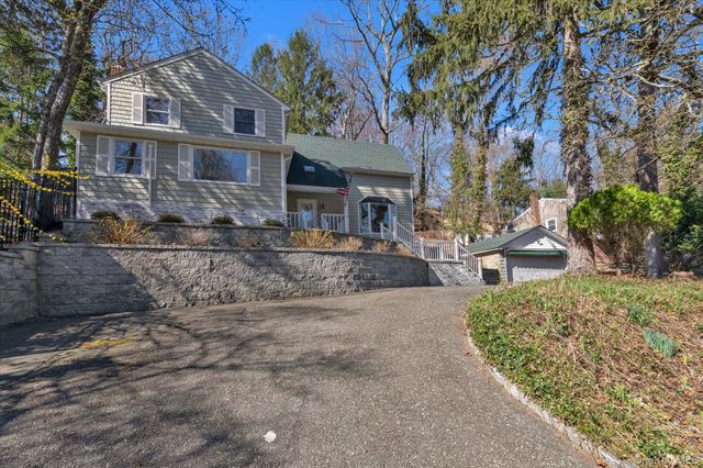 147 Waterside Avenue, Northport, NY 11768