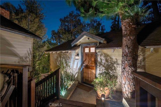 9925 Shadow Hills, Sunland, CA 91040