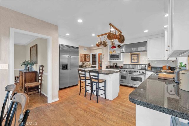 9925 Shadow Hills, Sunland, CA 91040