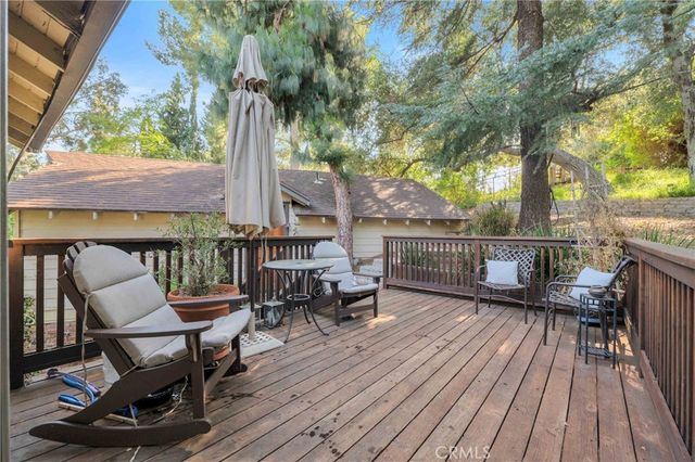 9925 Shadow Hills, Sunland, CA 91040