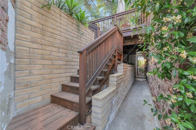 9925 Shadow Hills, Sunland, CA 91040