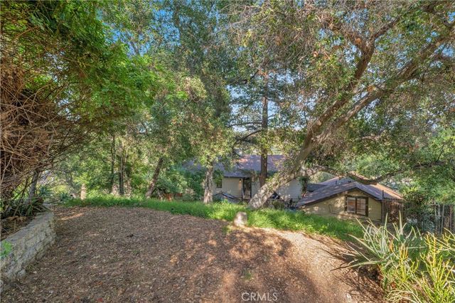 9925 Shadow Hills, Sunland, CA 91040