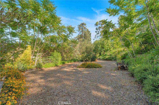 9925 Shadow Hills, Sunland, CA 91040