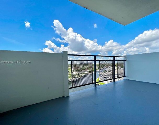 401 Golden Isles Dr 1011, Hallandale Beach, FL 33009