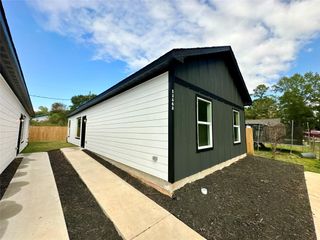 11557 Persimmon Street, Willis, TX 77318