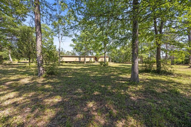 4804 Crockett Martin Road, Conroe, TX 77306