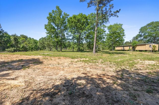 4804 Crockett Martin Road, Conroe, TX 77306