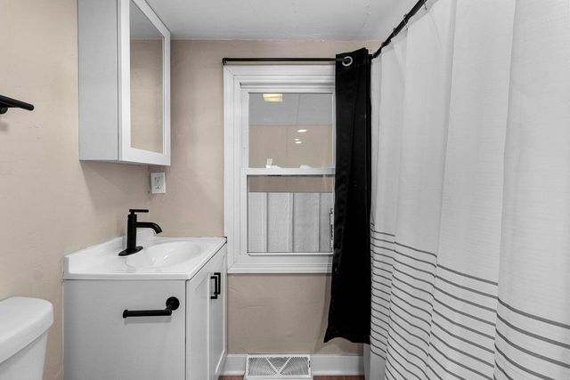 1175 9TH STREET, Green Bay, WI 54304