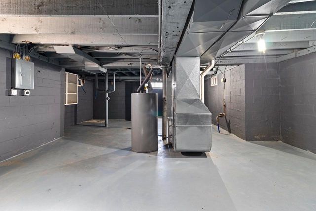 1175 9TH STREET, Green Bay, WI 54304