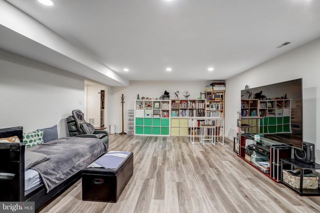 3 TRIPOLEY TER, Gaithersburg, MD 20878