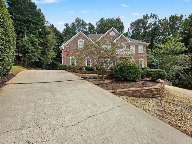 4619 Kiplin Lake Court, Sugar Hill, GA 30518