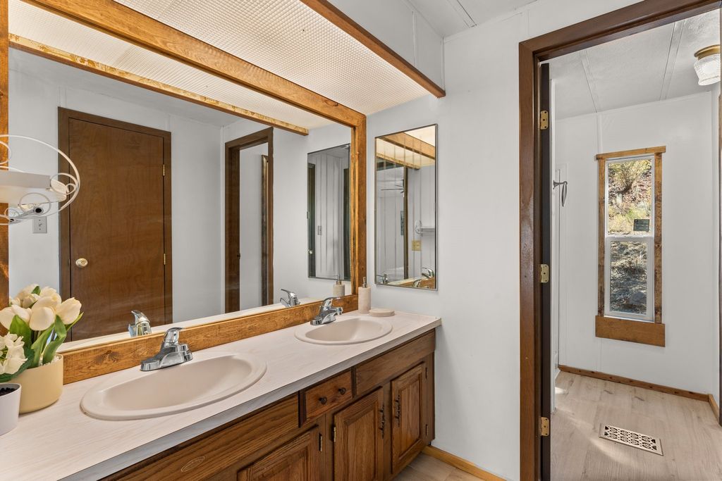 130 Stubborn Pine Jemez Homes and Land, LLC