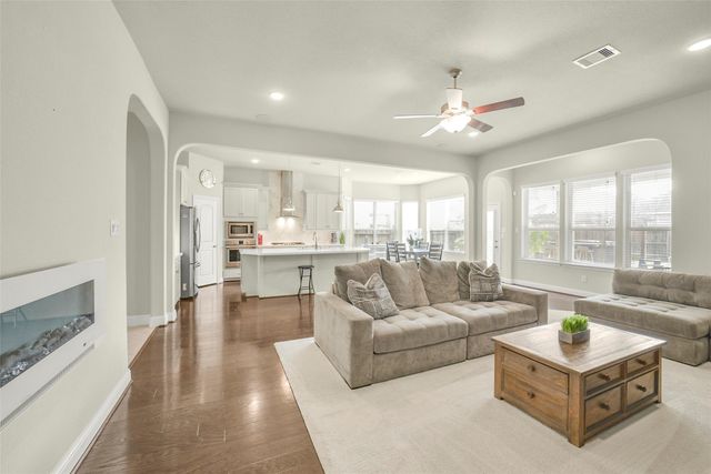 2214 Captain Davis Drive, Richmond, TX 77469