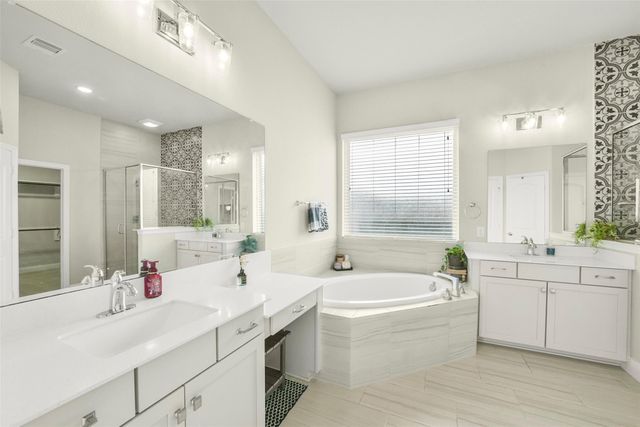 2214 Captain Davis Drive, Richmond, TX 77469