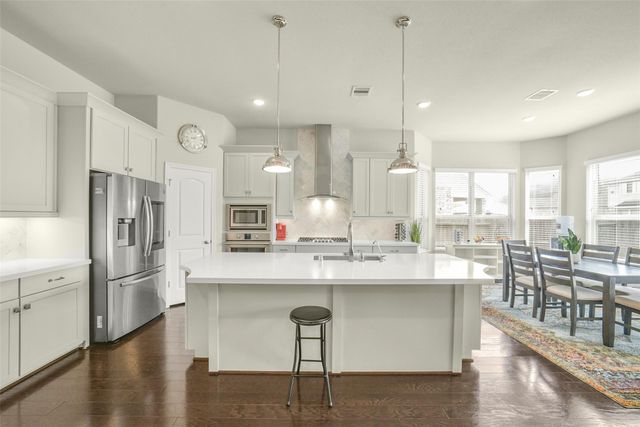 2214 Captain Davis Drive, Richmond, TX 77469