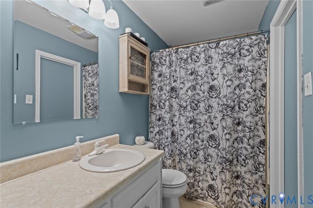 2704 Toronto Ln, Prince George, VA 23875