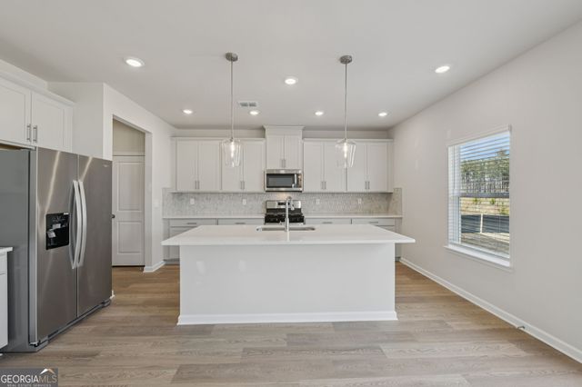 1378 High Falls Lane, Grayson, GA 30017