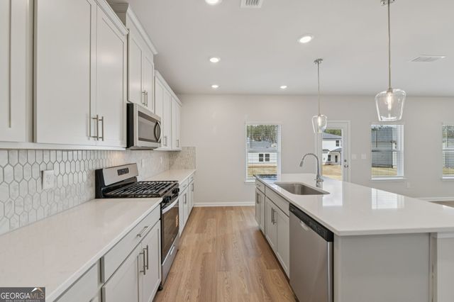 1378 High Falls Lane, Grayson, GA 30017