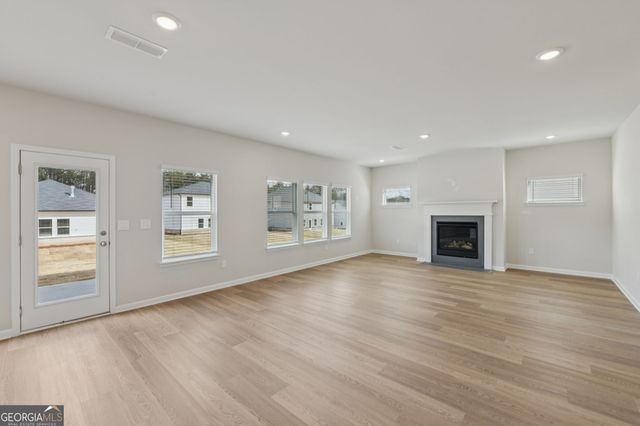 1378 High Falls Lane, Grayson, GA 30017