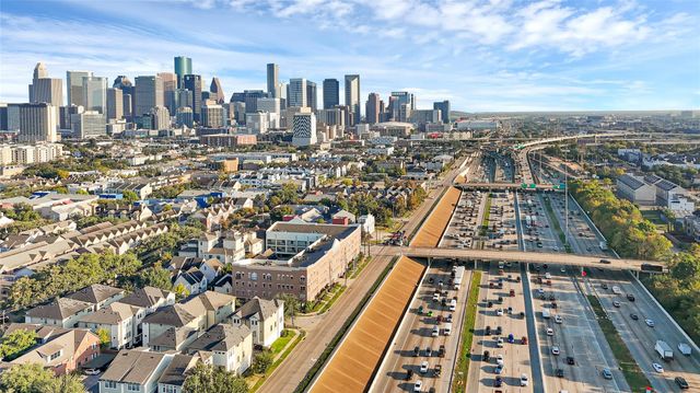 2900 Hamilton Street 25, Houston, TX 77004