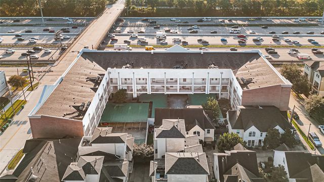 2900 Hamilton Street 25, Houston, TX 77004