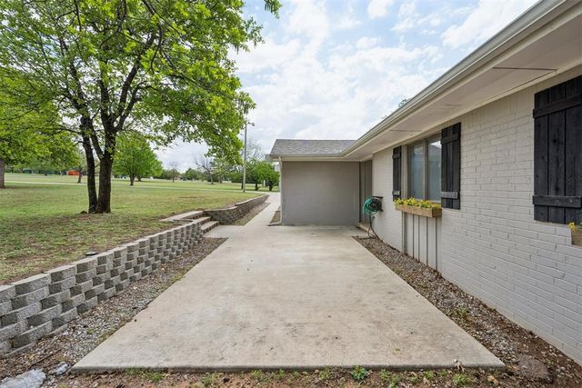 1604 Mill Creek Road, Edmond, OK 73025