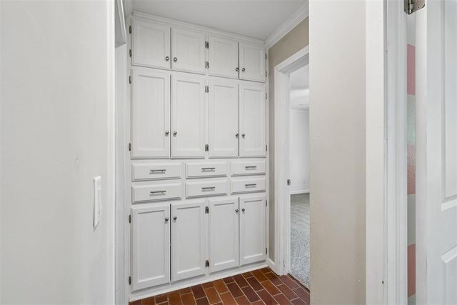 1604 Mill Creek Road, Edmond, OK 73025