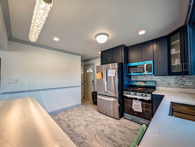 401 W 14th Place, Chicago Heights, IL 60411