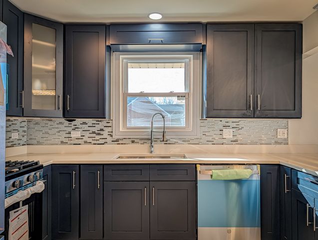 401 W 14th Place, Chicago Heights, IL 60411