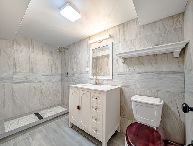 401 W 14th Place, Chicago Heights, IL 60411