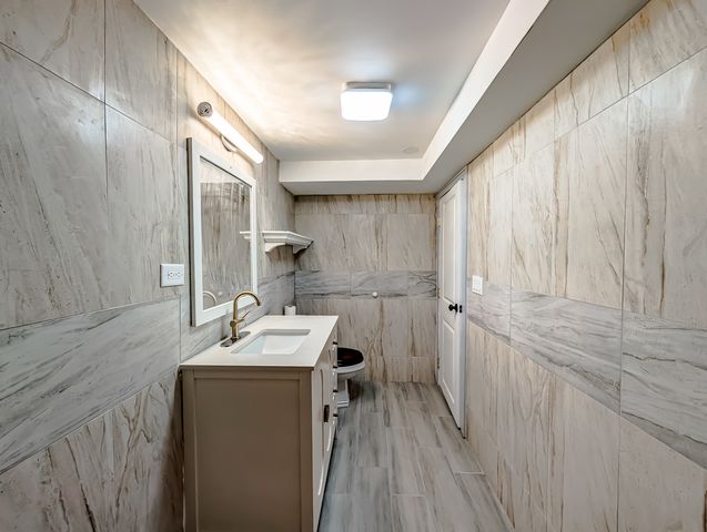 401 W 14th Place, Chicago Heights, IL 60411