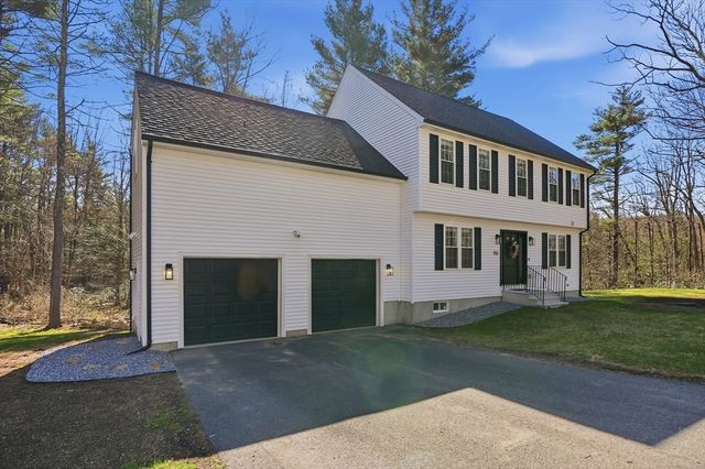 155 Turkey Hill Rd, Rutland, MA 01543