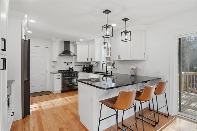 155 Turkey Hill Rd, Rutland, MA 01543