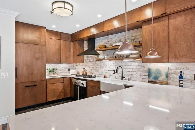 517 Adams Street 4, Hoboken, NJ 07030