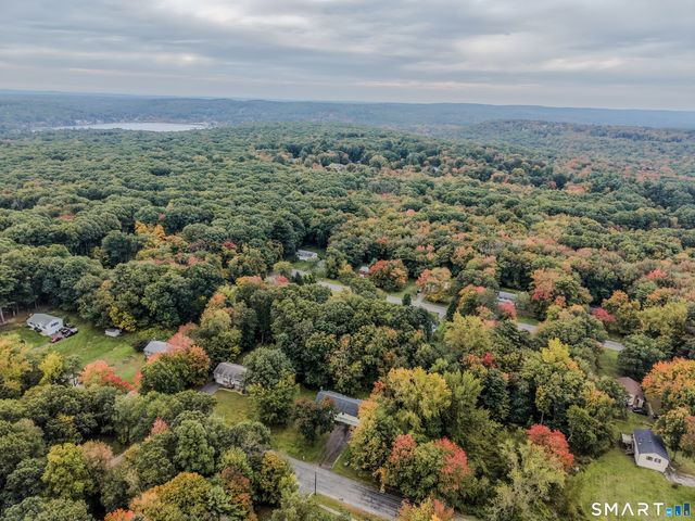 8 Pettersson Circle, Stafford, CT 06076