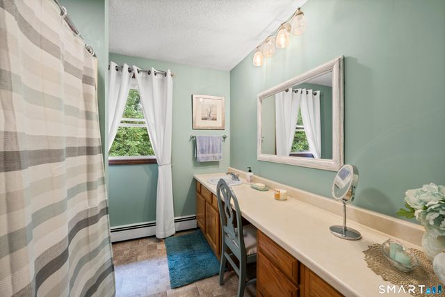 8 Pettersson Circle, Stafford, CT 06076