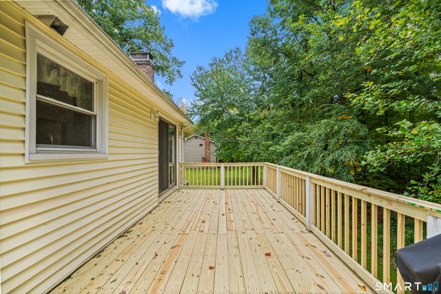 8 Pettersson Circle, Stafford, CT 06076